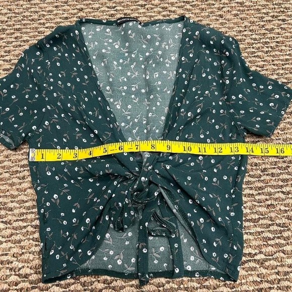 Green Floral Fairy Tie Top - Picture 4 of 5